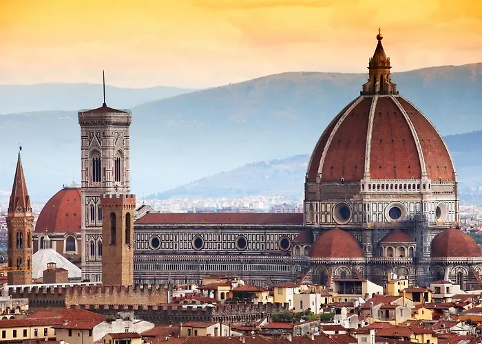 Luxurious View On Santa Croce Florença