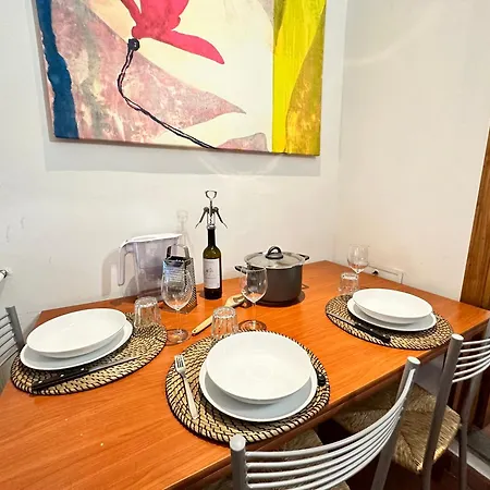 Luxurious View On Santa Croce Florencie